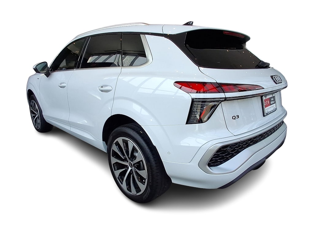 Thumbnail: 2026 Audi Q3 - 4