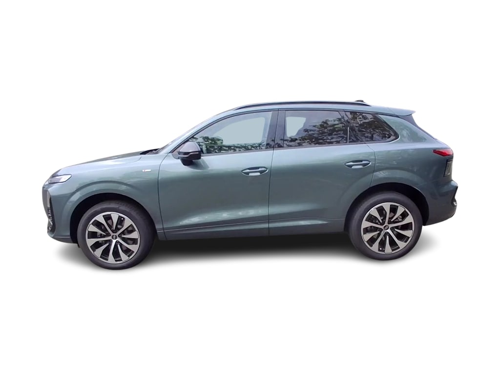 Thumbnail: 2026 Audi Q3 - 16