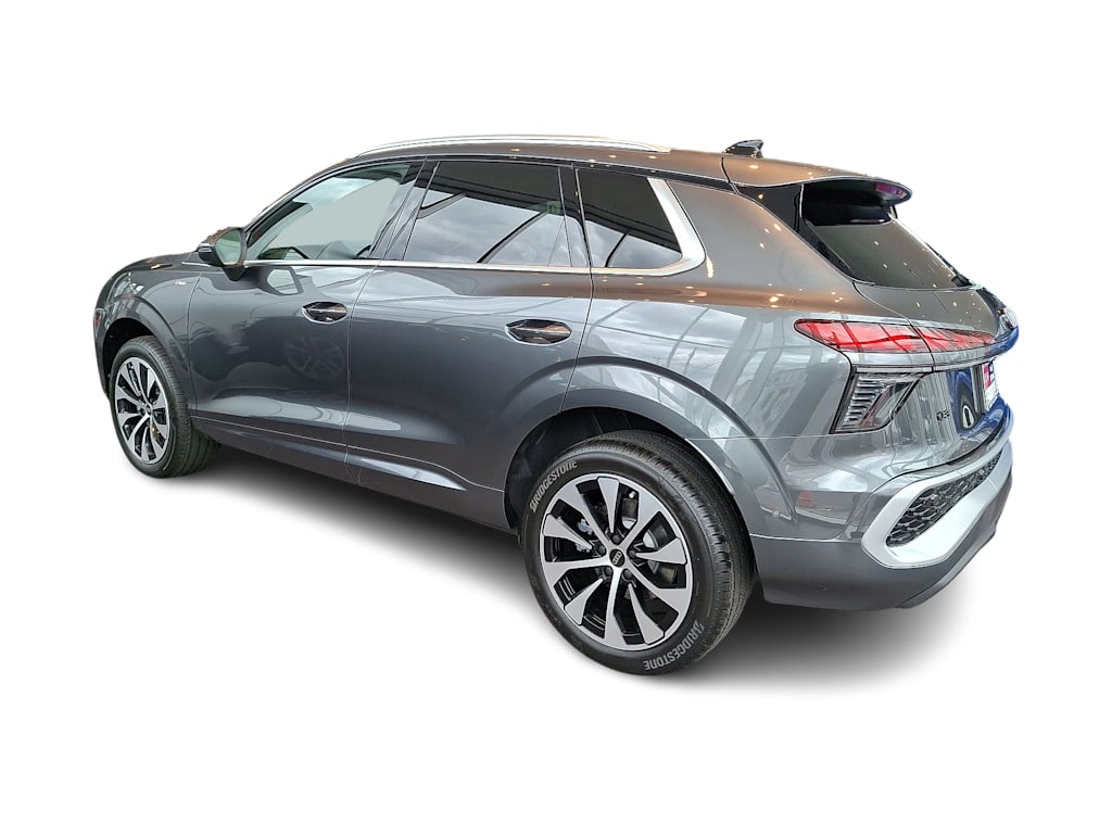 Thumbnail: 2026 Audi Q3 - 2