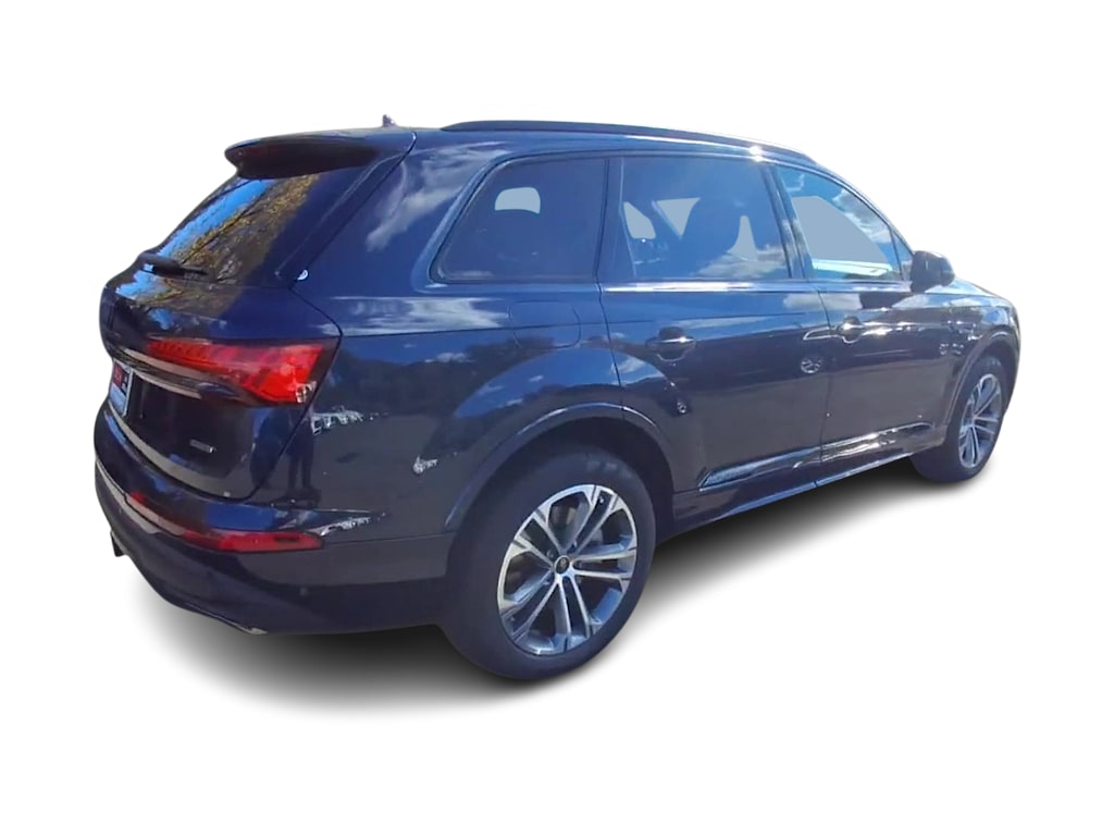 Thumbnail: 2026 Audi Q7 - 13