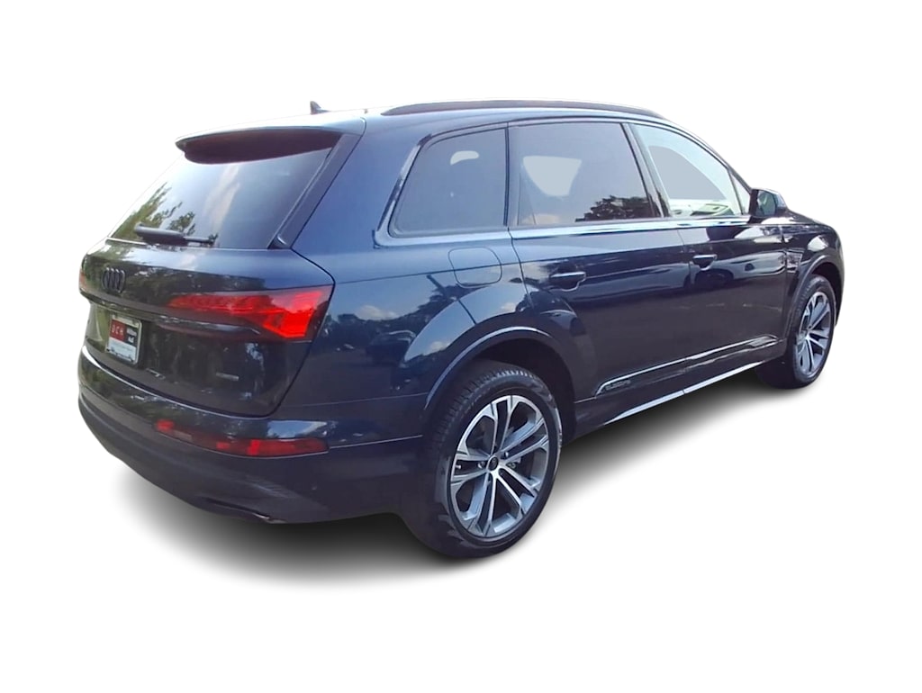 Thumbnail: 2026 Audi Q7 - 17