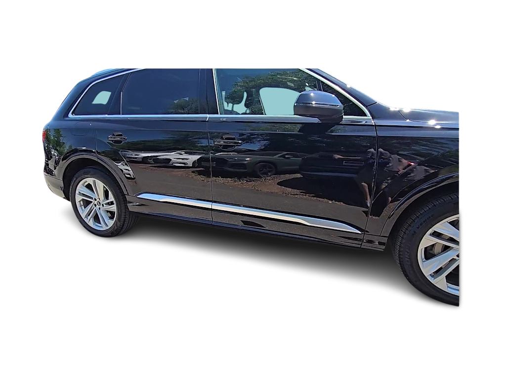 Thumbnail: 2023 Audi Q7 - 20