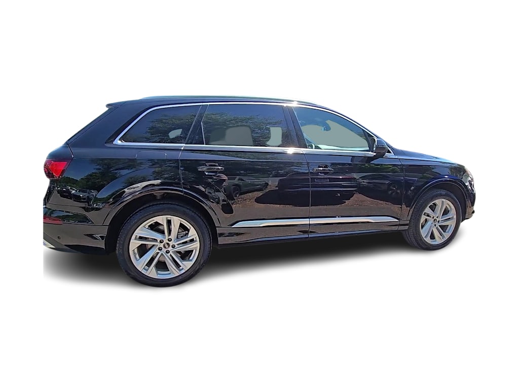 Thumbnail: 2023 Audi Q7 - 21