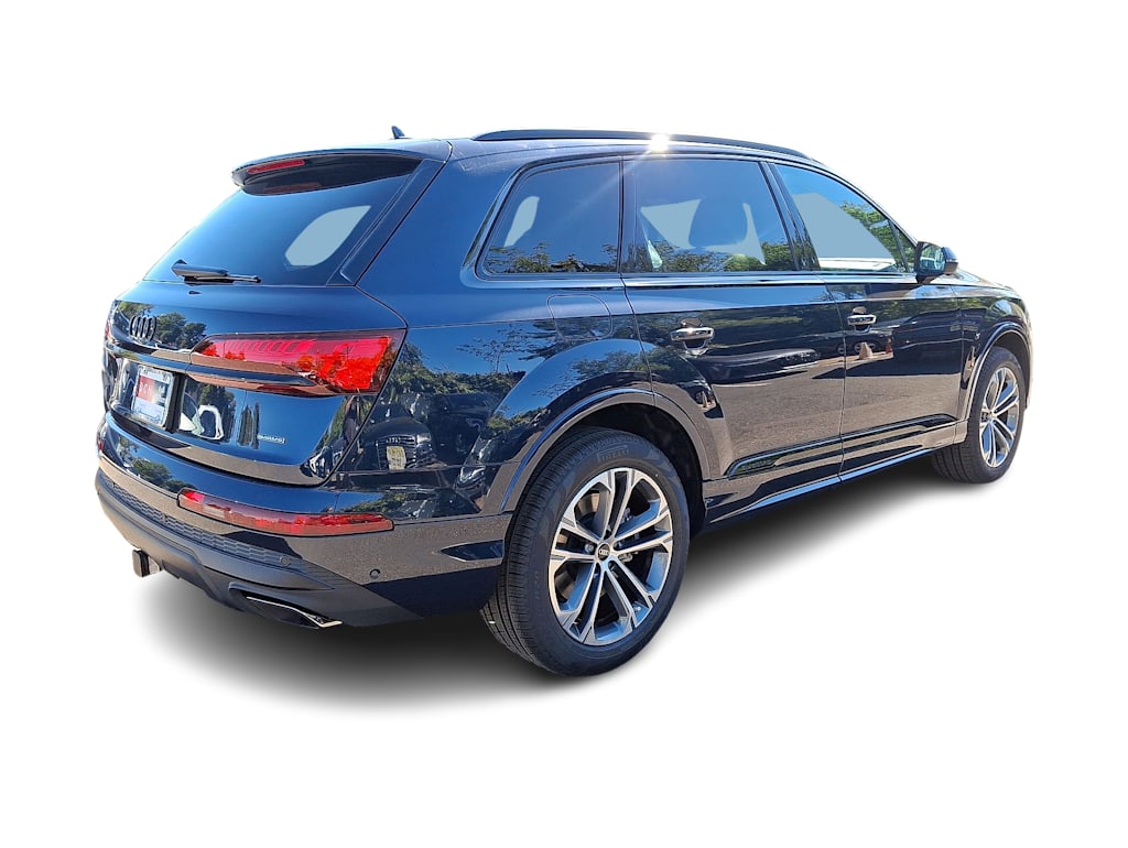 Thumbnail: 2026 Audi Q7 - 16