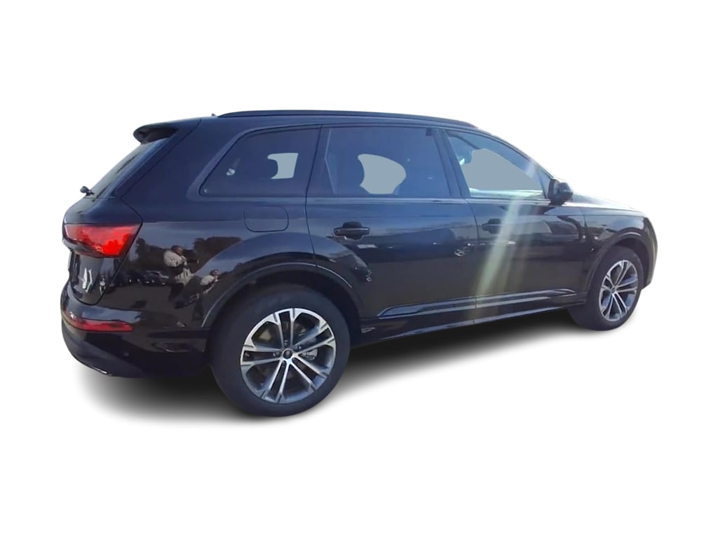 Thumbnail: 2026 Audi Q7 - 13