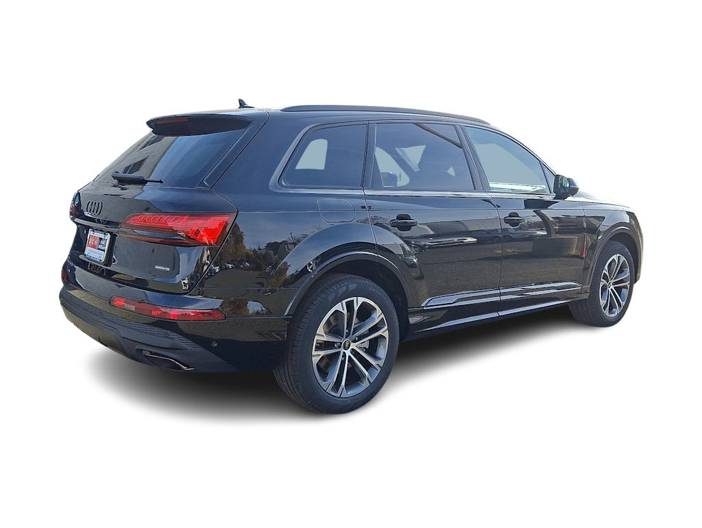 Thumbnail: 2026 Audi Q7 - 16