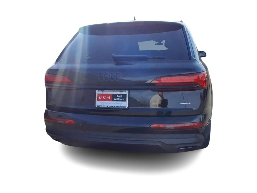 Thumbnail: 2026 Audi Q7 - 5