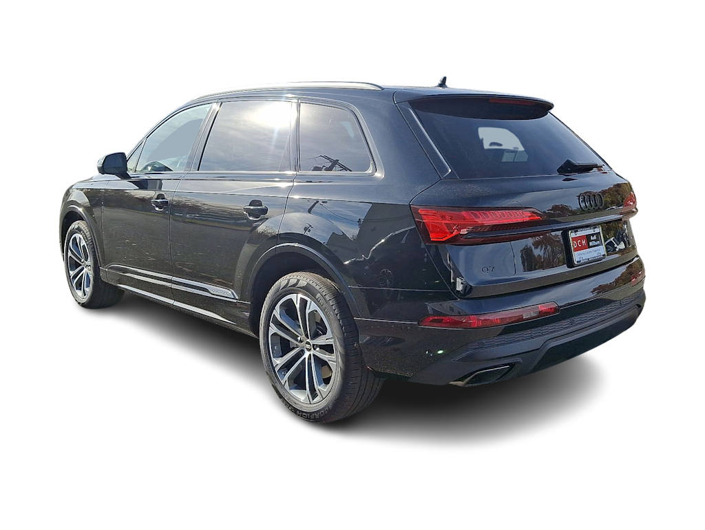 Thumbnail: 2026 Audi Q7 - 17