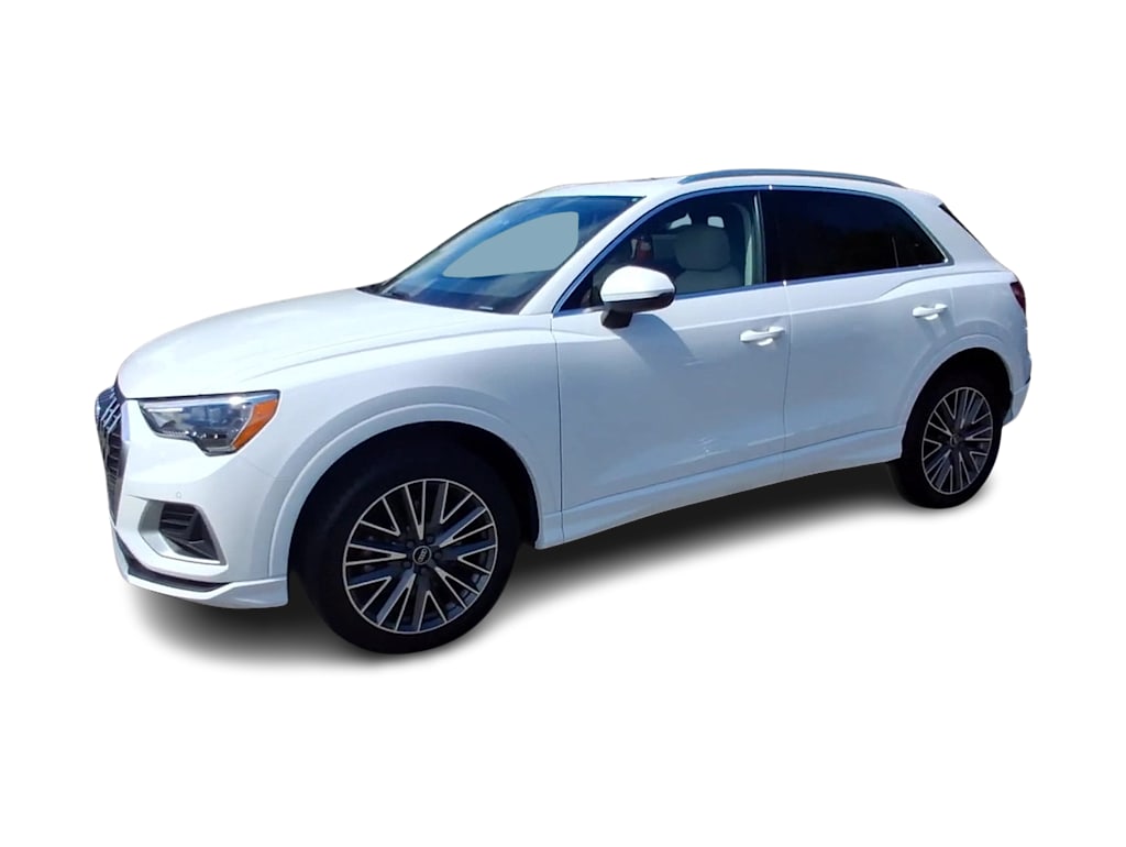 Thumbnail: 2022 Audi Q3 - 3