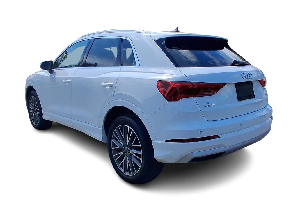 Thumbnail: 2022 Audi Q3 - 4