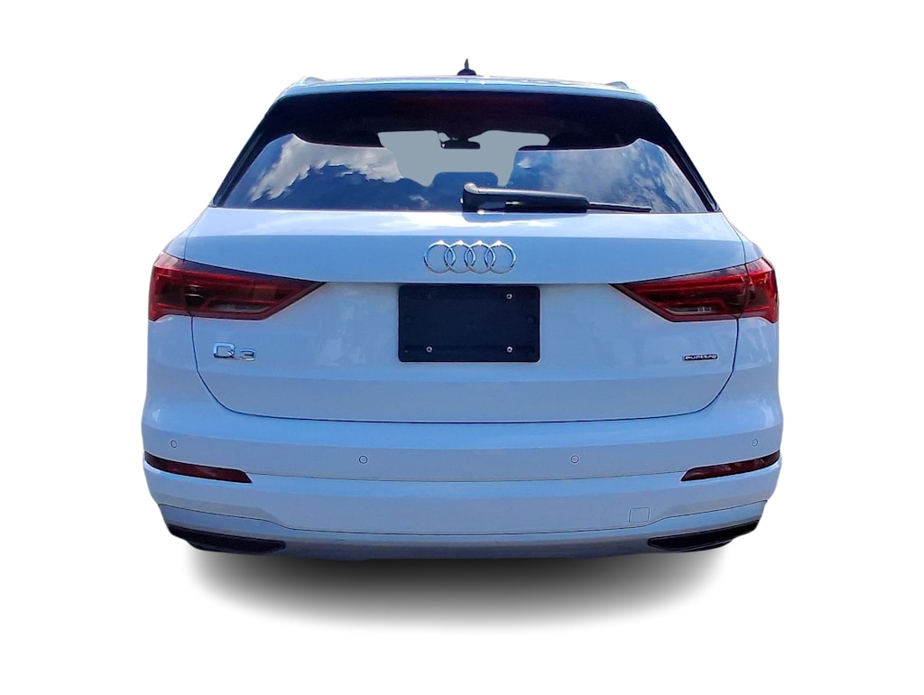Thumbnail: 2022 Audi Q3 - 31