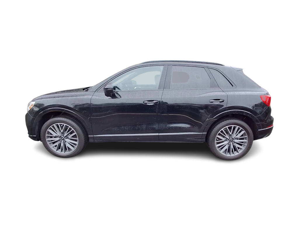 Thumbnail: 2023 Audi Q3 - 18