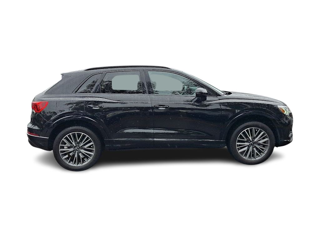 Thumbnail: 2023 Audi Q3 - 33