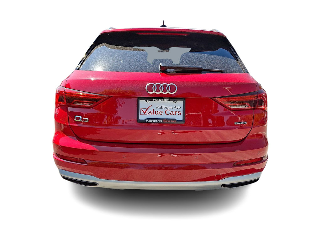 Thumbnail: 2022 Audi Q3 - 25