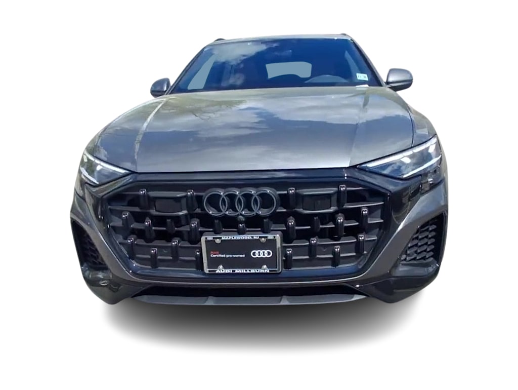 Thumbnail: 2025 Audi Q8 - 6