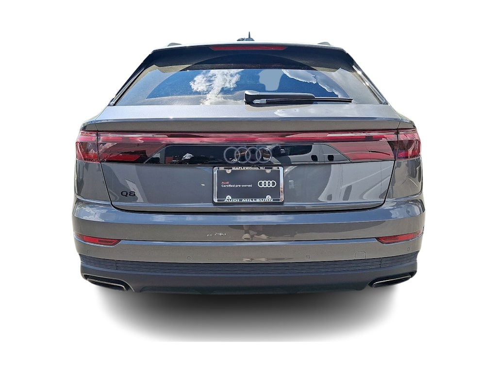 Thumbnail: 2025 Audi Q8 - 25