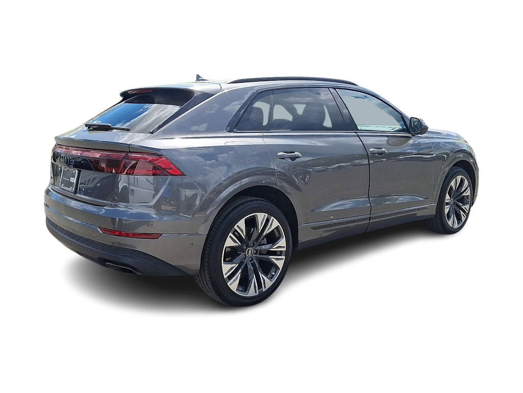 Thumbnail: 2025 Audi Q8 - 26