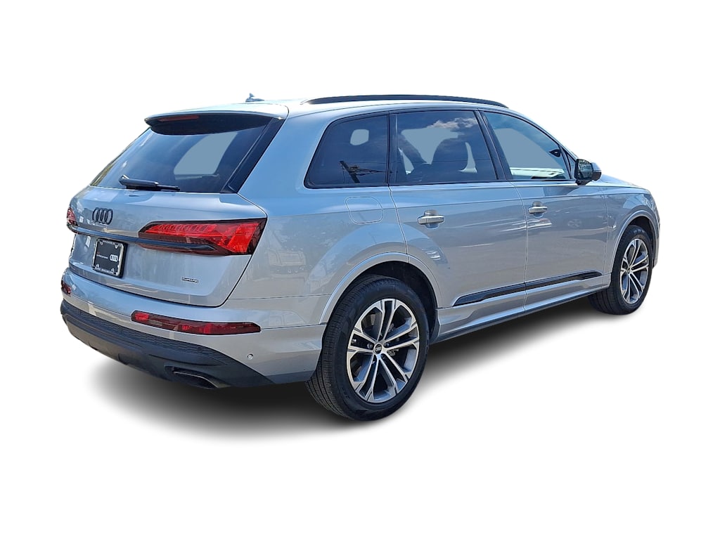 Thumbnail: 2026 Audi Q7 - 26