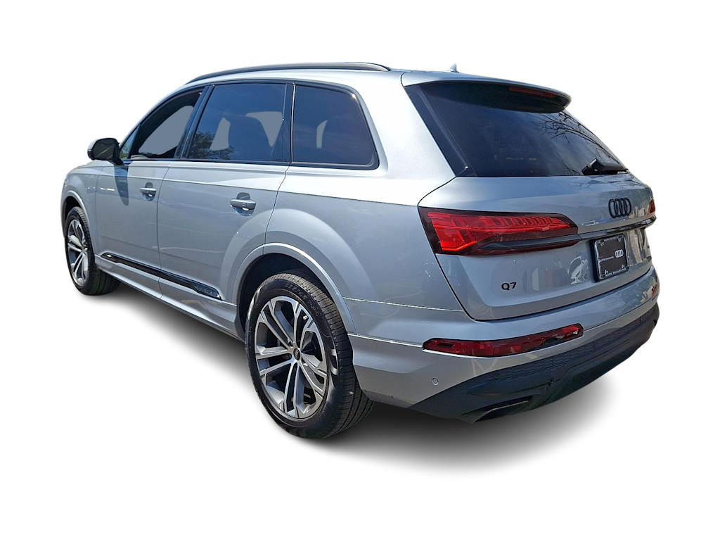 Thumbnail: 2026 Audi Q7 - 4