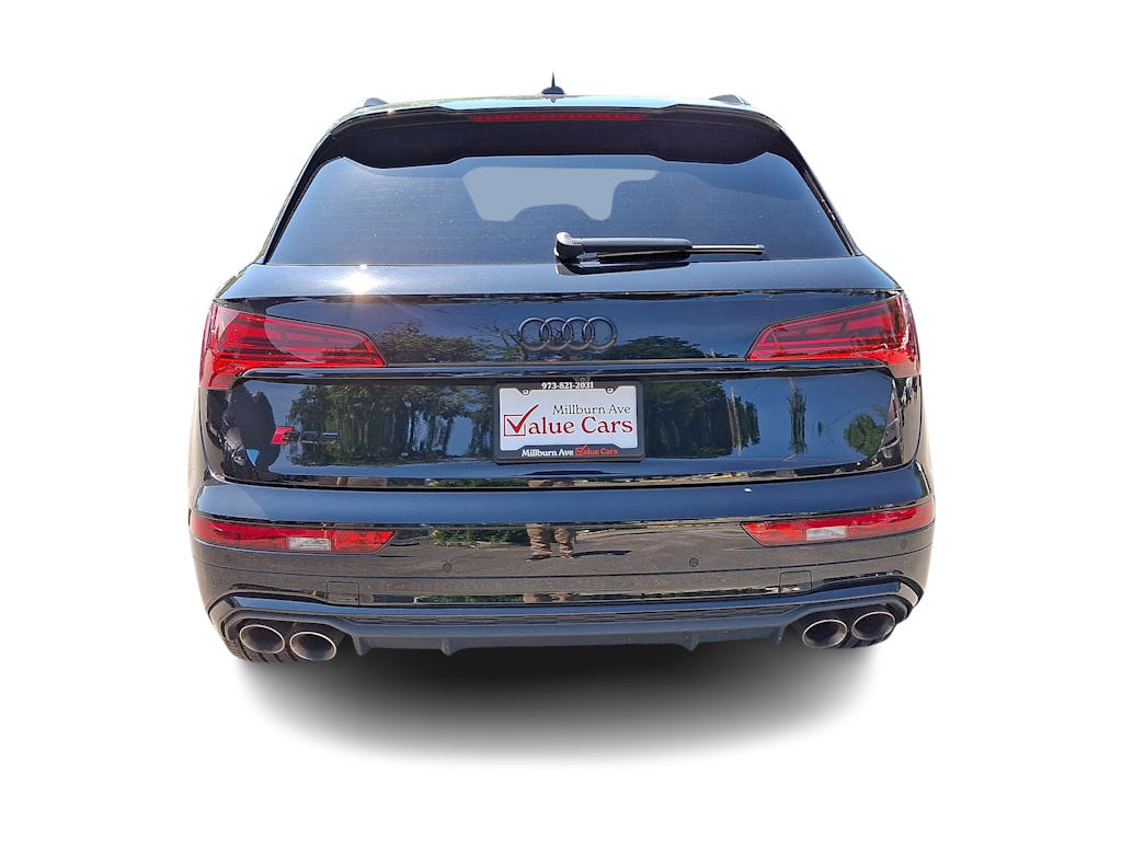 Thumbnail: 2023 Audi SQ5 - 31