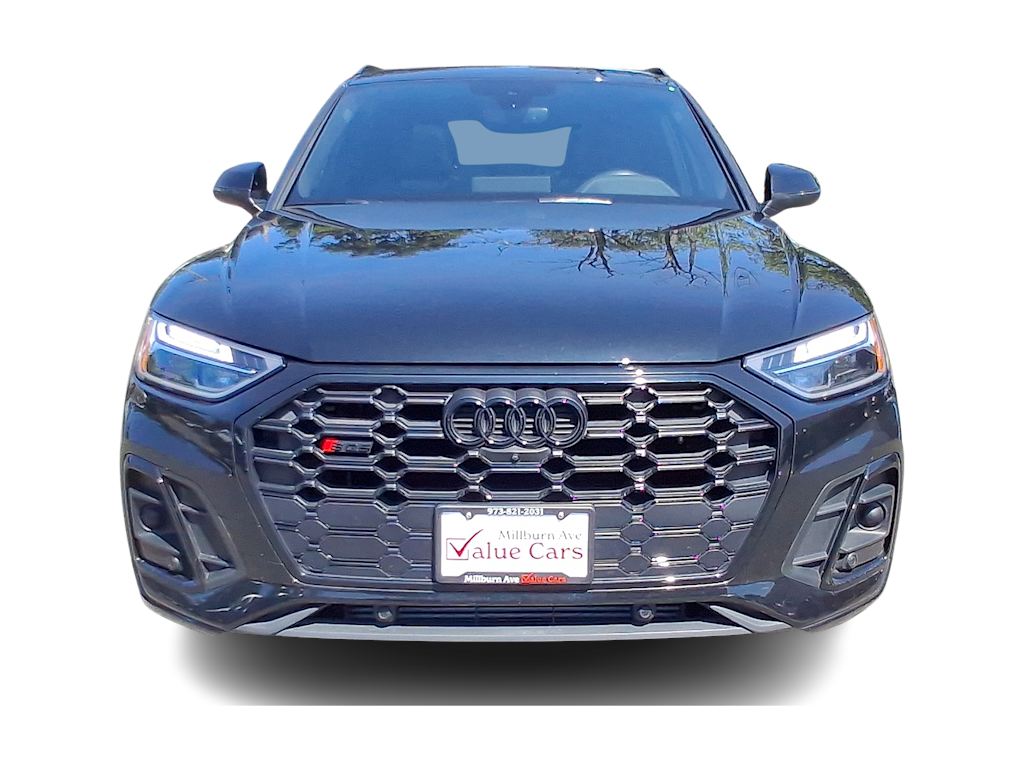 Thumbnail: 2023 Audi SQ5 - 6