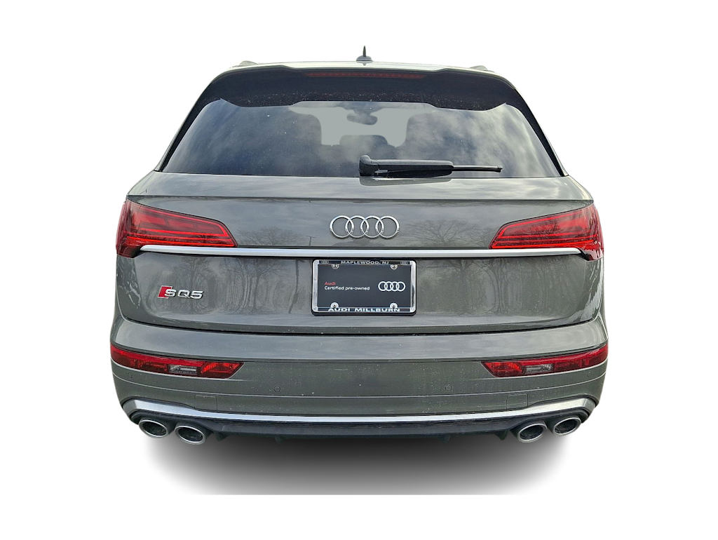 Thumbnail: 2023 Audi SQ5 - 25