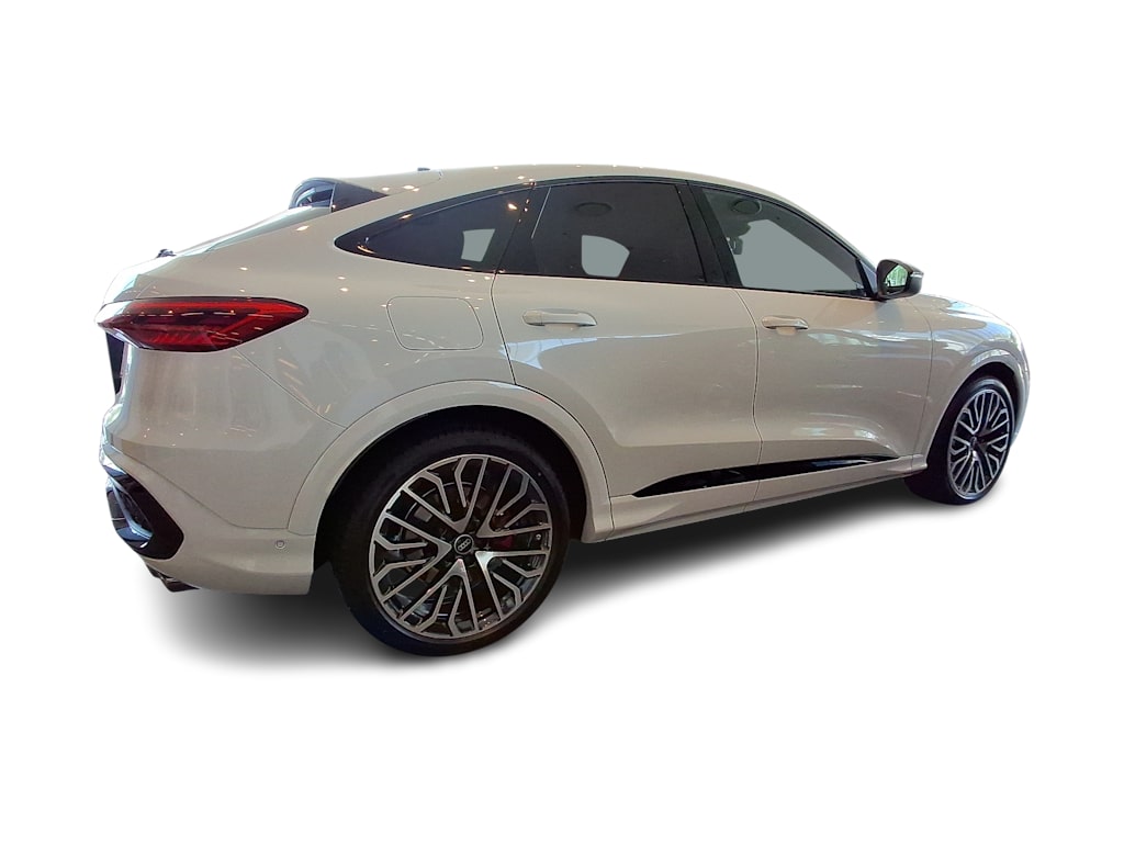 Thumbnail: 2026 Audi SQ5 - 18