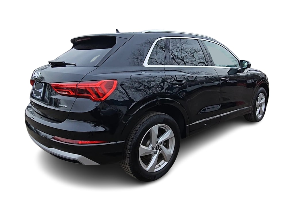 Thumbnail: 2022 Audi Q3 - 18