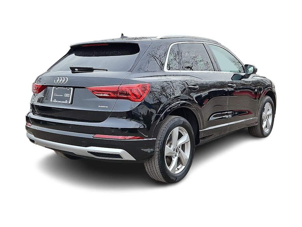 Thumbnail: 2022 Audi Q3 - 26