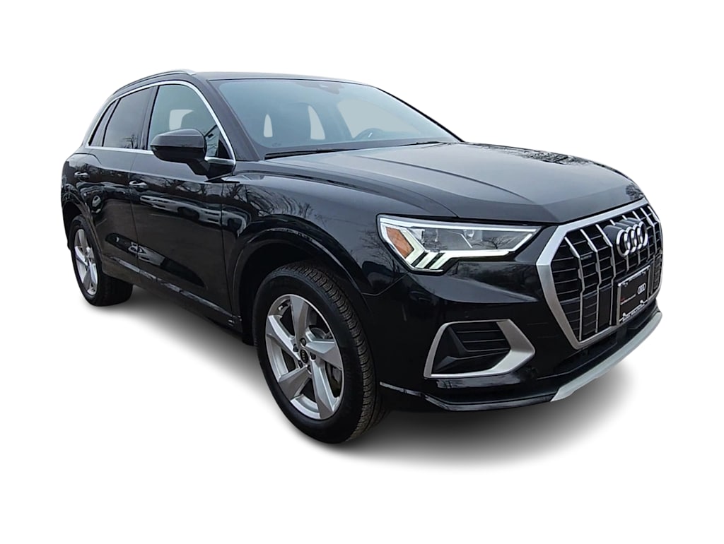 Thumbnail: 2022 Audi Q3 - 15