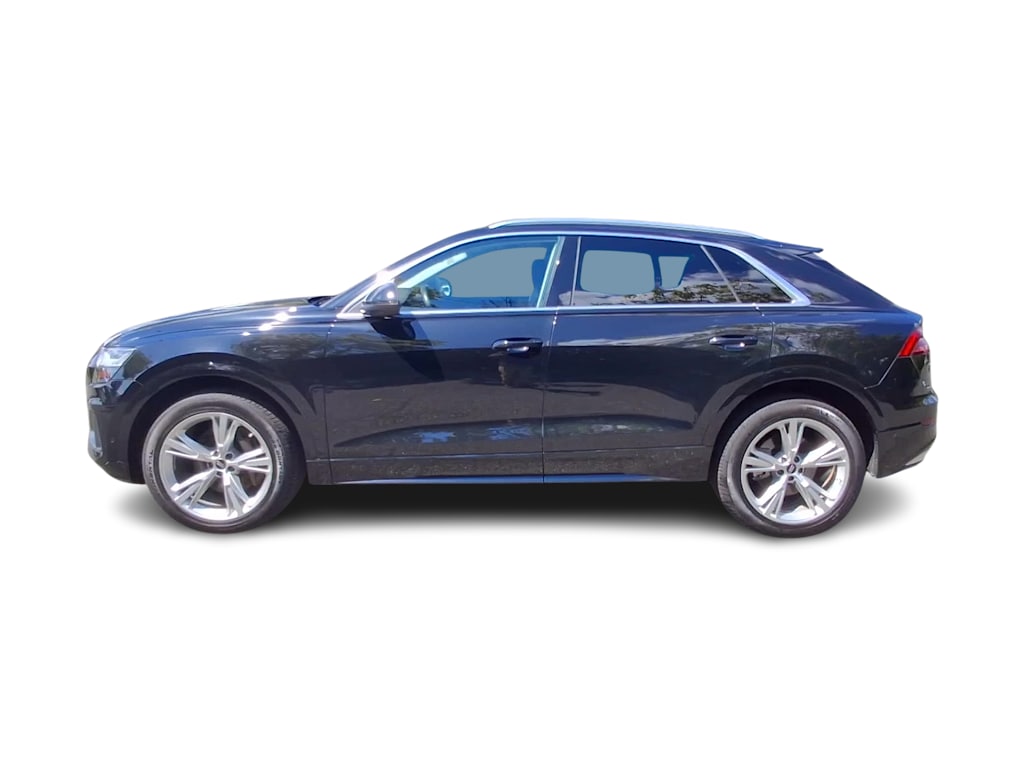 Thumbnail: 2023 Audi Q8 - 17