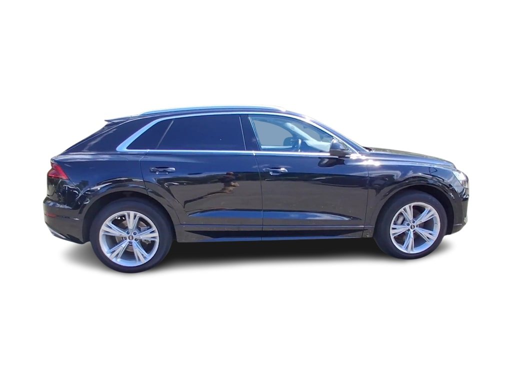 Thumbnail: 2023 Audi Q8 - 20