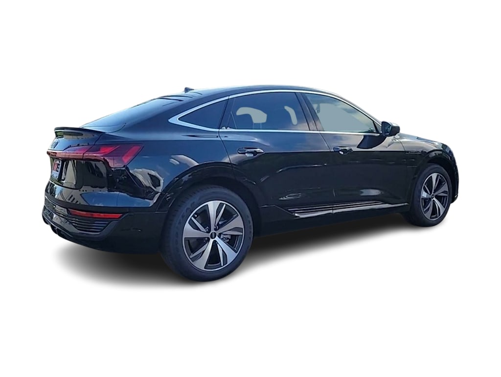 2024 Audi Q8 e-tron Prestige 13