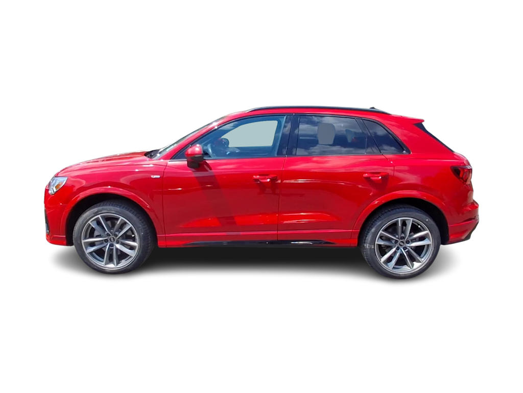 Thumbnail: 2024 Audi Q3 - 3