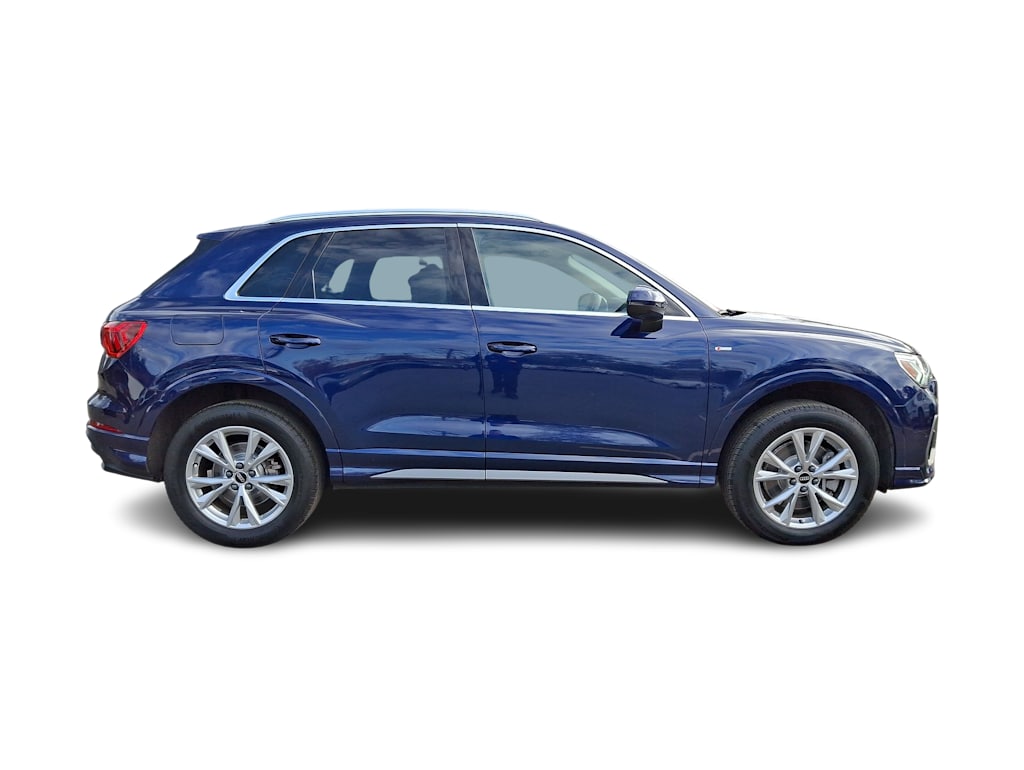 2023 Audi Q3 Premium 24