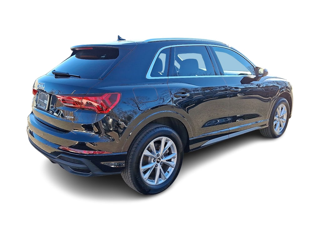 Thumbnail: 2025 Audi Q3 - 26