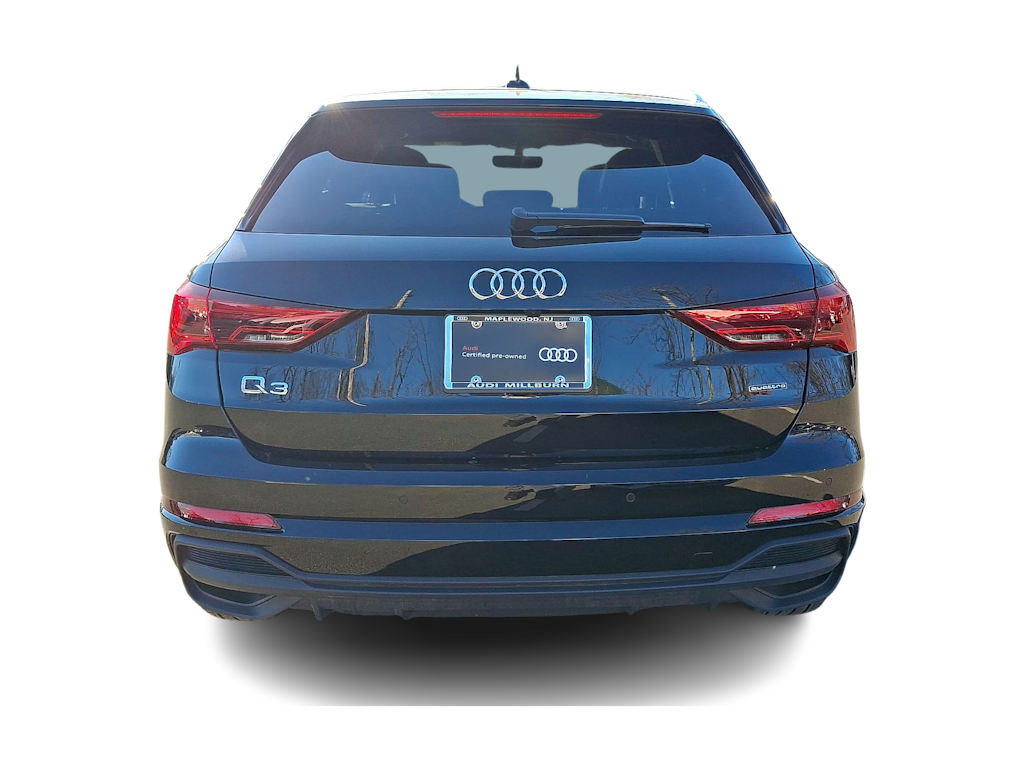 Thumbnail: 2025 Audi Q3 - 24