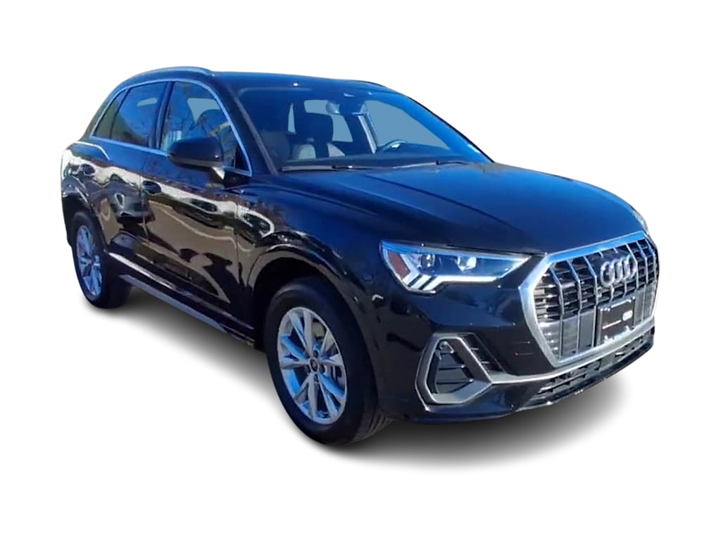 Thumbnail: 2025 Audi Q3 - 14