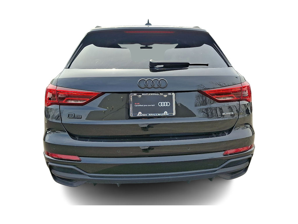 Thumbnail: 2023 Audi Q3 - 25