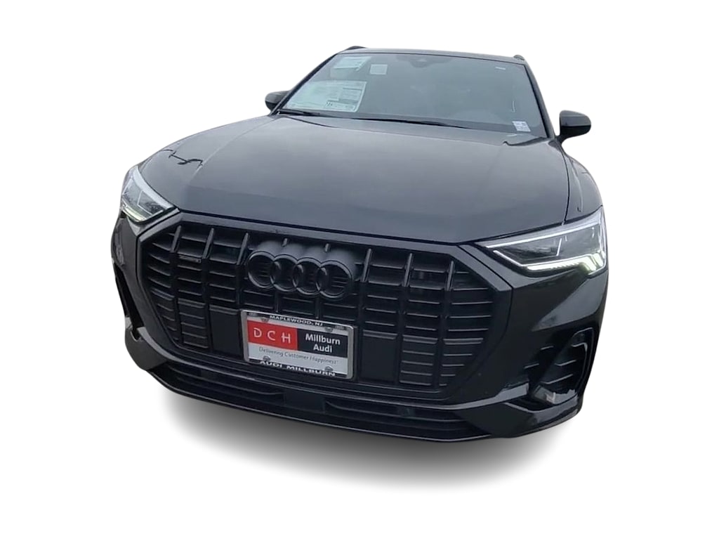 Thumbnail: 2023 Audi Q3 - 6