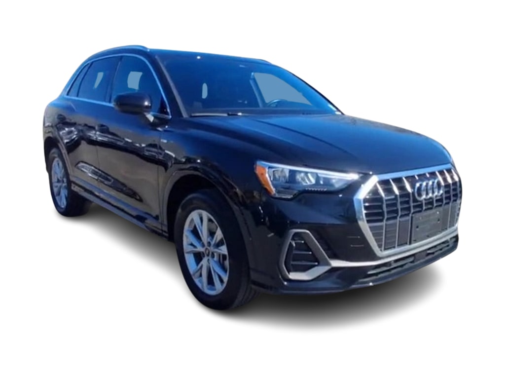 2022 Audi Q3 Premium 15