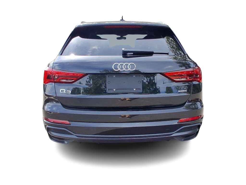 Thumbnail: 2022 Audi Q3 - 31