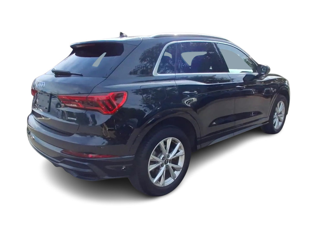Thumbnail: 2022 Audi Q3 - 20