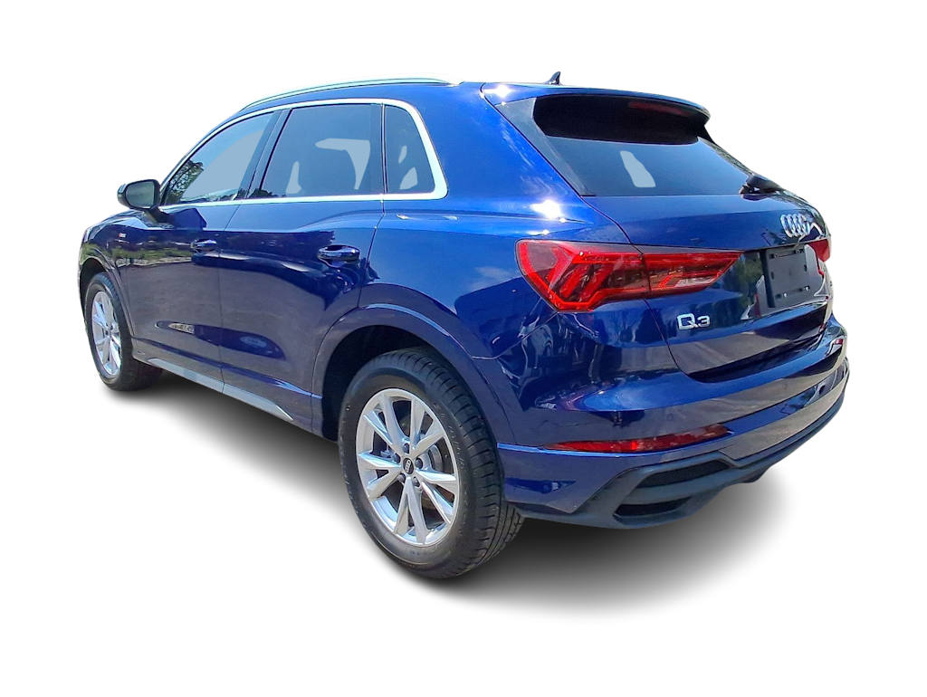Thumbnail: 2023 Audi Q3 - 30