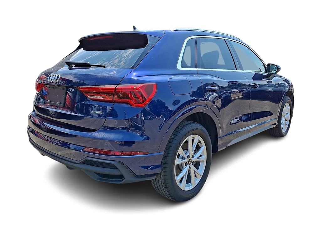Thumbnail: 2023 Audi Q3 - 19