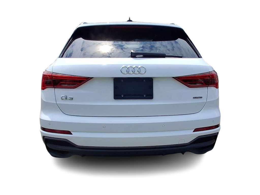 Thumbnail: 2023 Audi Q3 - 31