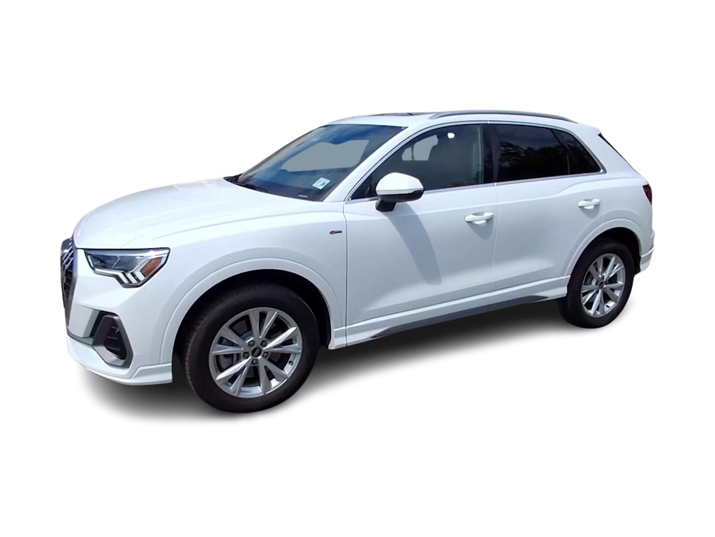 Thumbnail: 2023 Audi Q3 - 3