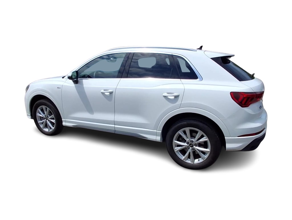 Thumbnail: 2023 Audi Q3 - 19