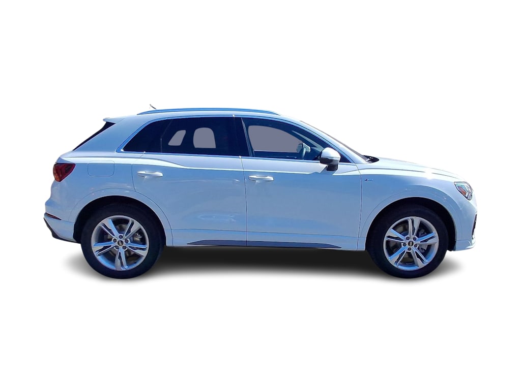 Thumbnail: 2024 Audi Q3 - 33