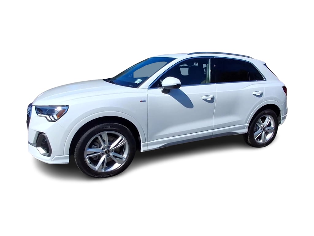 Thumbnail: 2024 Audi Q3 - 3